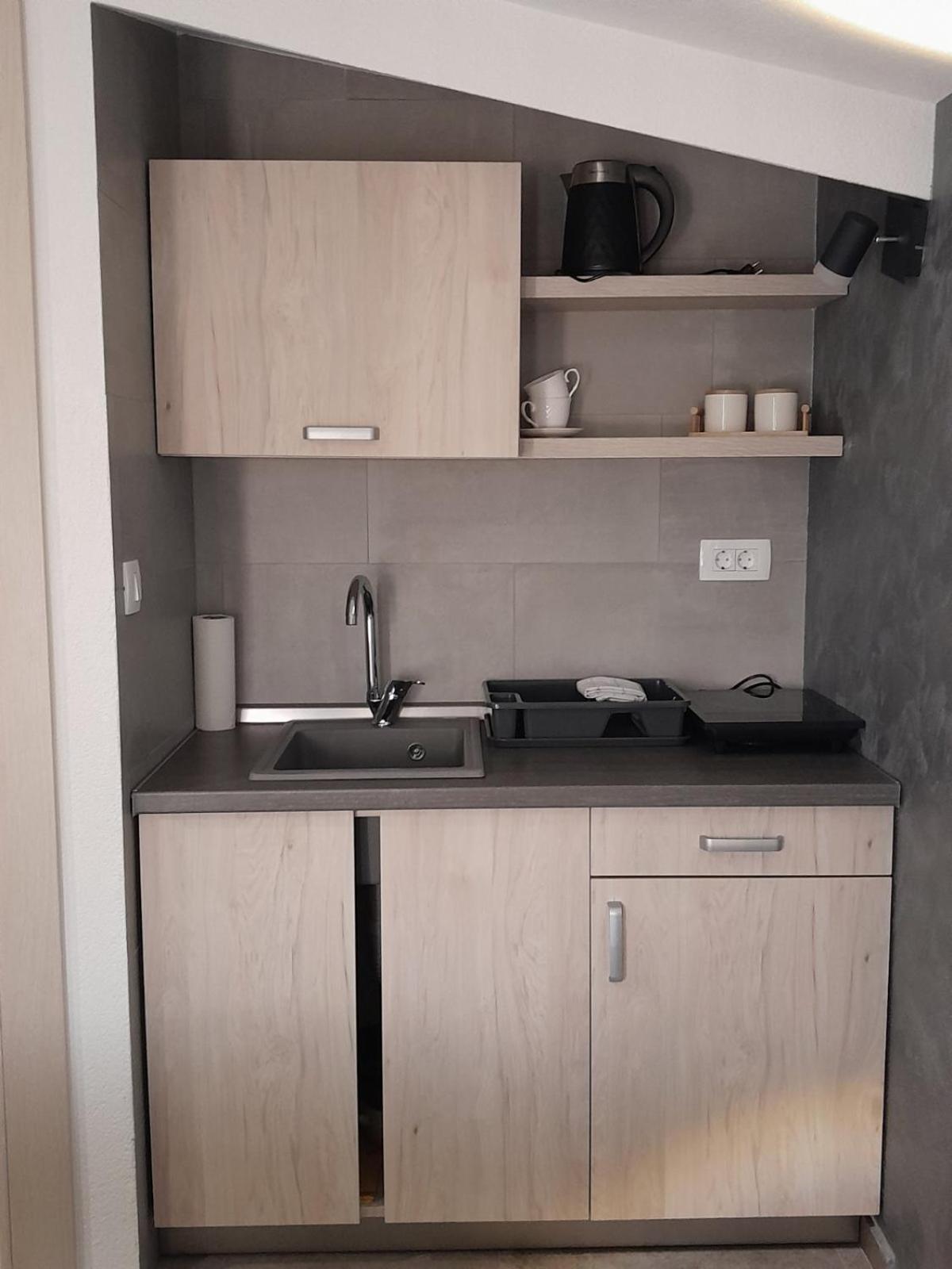 Apartments Zejak Mitrovici  Eksteriør billede